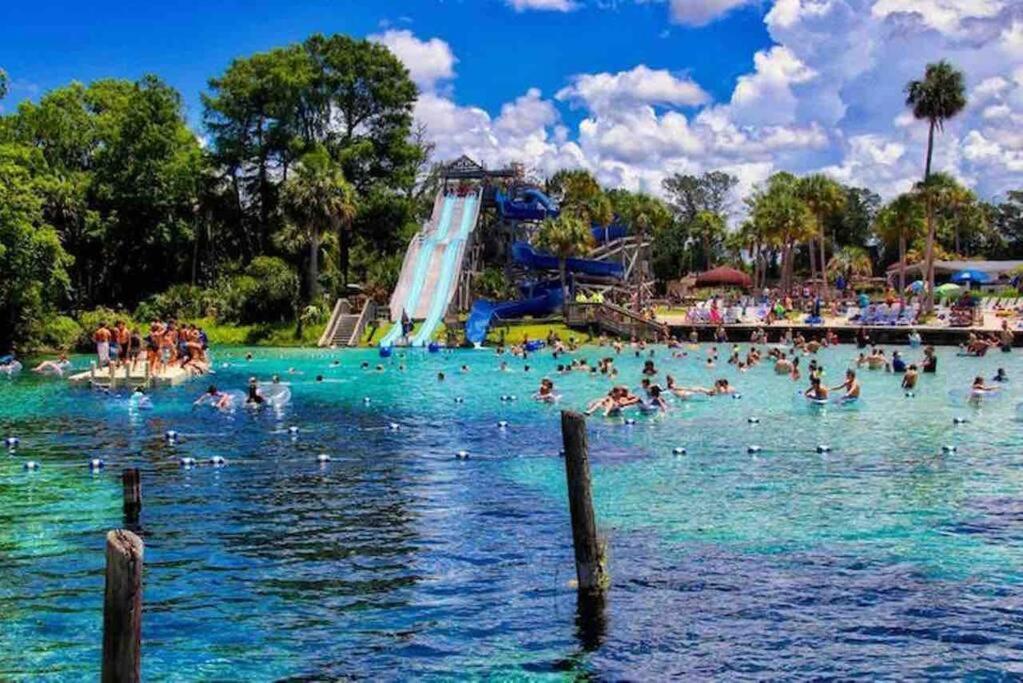 Manatee Oasis Weeki Wachee Family Fun Pool Home Spring Hill Dış mekan fotoğraf